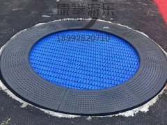 西安市長(zhǎng)安區(qū)長(zhǎng)安書院戶外廣場(chǎng)地埋蹦床案例