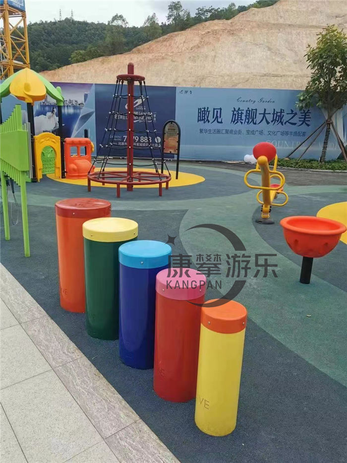 西安灃東中南地產(chǎn)項目非標(biāo)兒童游樂設(shè)施案例