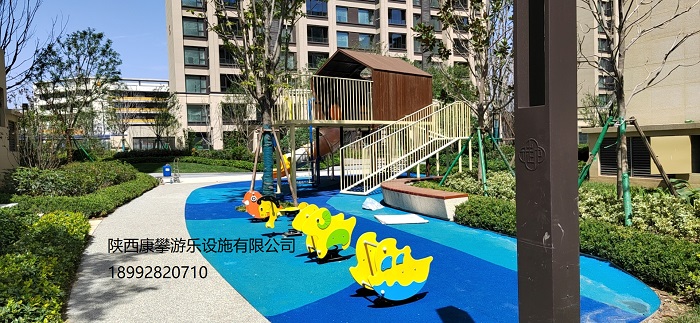 戶外搖搖樂(lè)