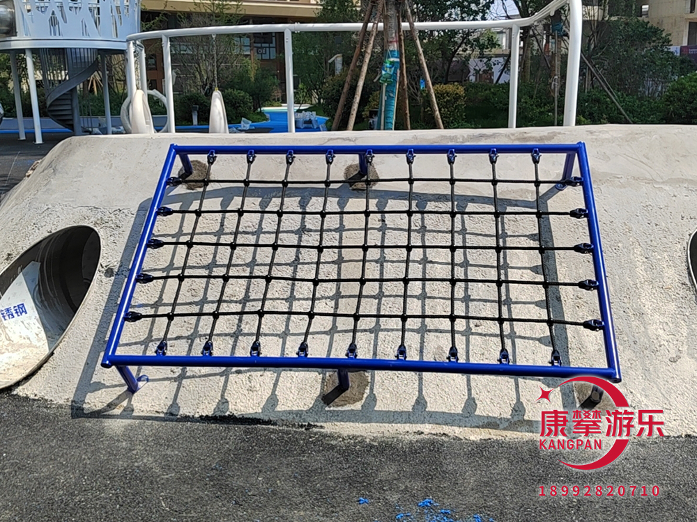 兒童無(wú)動(dòng)力游樂(lè)設(shè)施的安全性