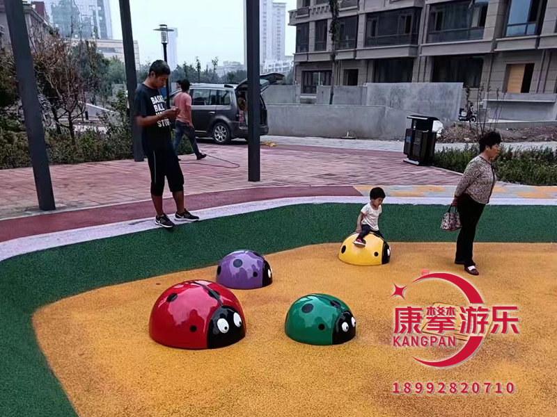 兒童無動力游樂設備甲殼蟲